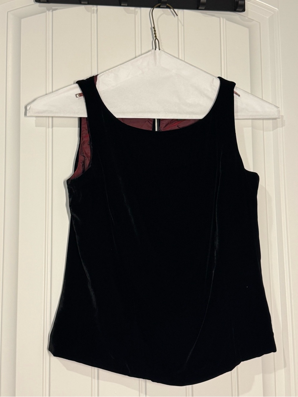 Ann Taylor Black Velvet Silk/Rayon Tank Top with Burgundy Liner